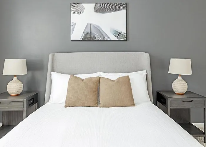 Apartment Landing Modern With Amazing Amenities Columbus